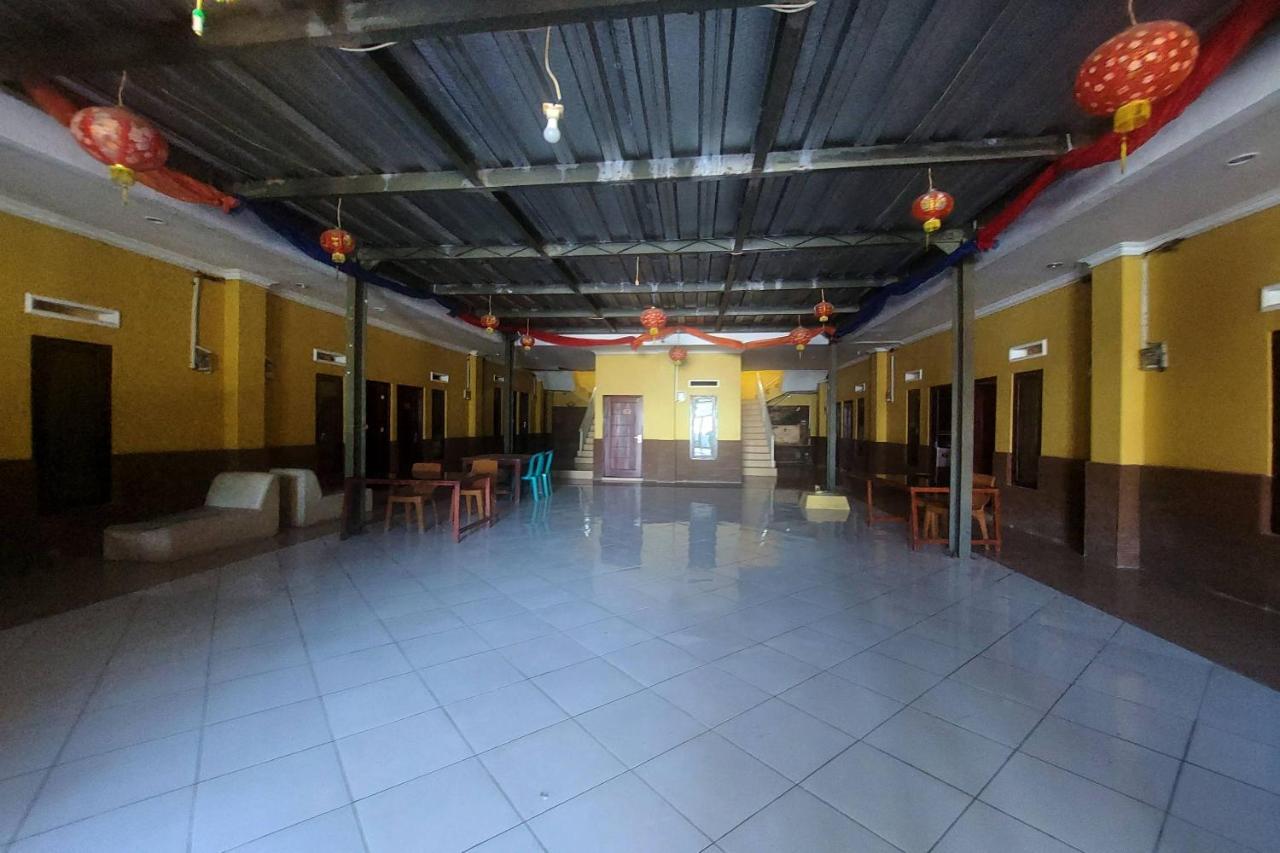 Spot On 3605 Clarichie Guest House Kupang  Esterno foto