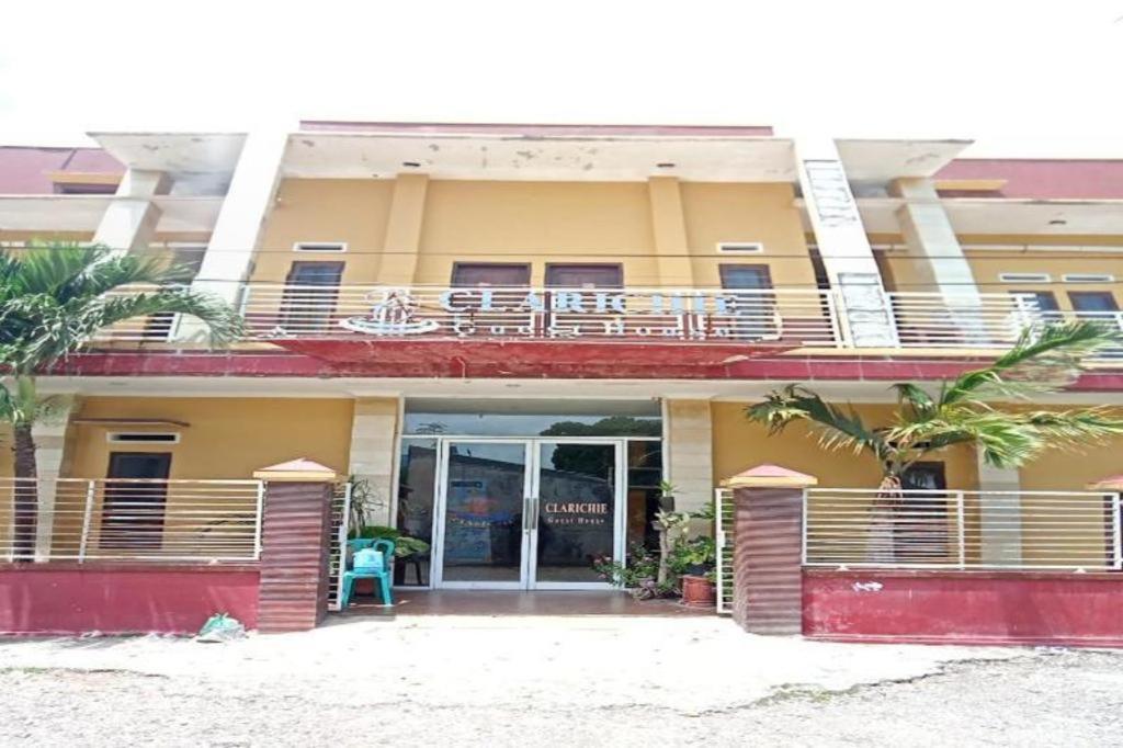 Spot On 3605 Clarichie Guest House Kupang  Esterno foto